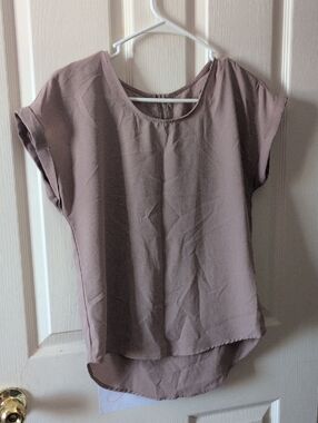 Women's Mauve Short Sleeve Blouse - Lightweight Casual Top